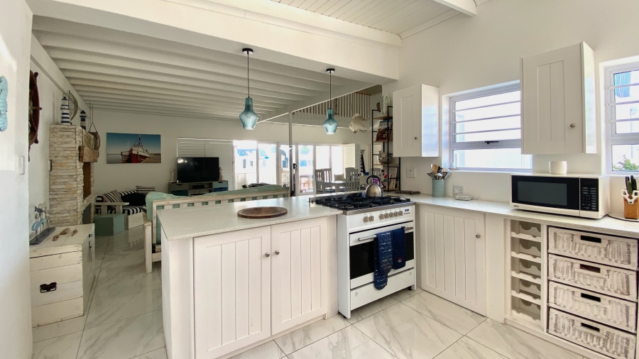 3 Bedroom Property for Sale in Dwarskersbos Western Cape